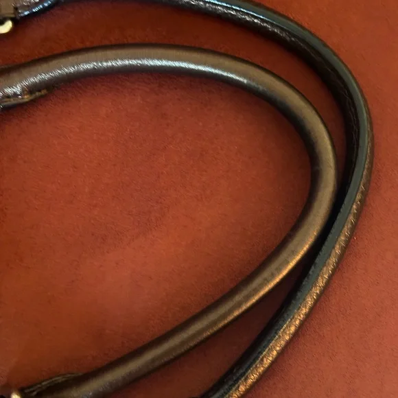 Extra Large Louis Vuitton Mahina bronze Leather Shoulder Bag - Picture 11 of 16